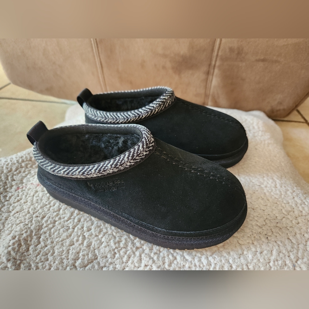 Koolaburra Black Kids Slippers